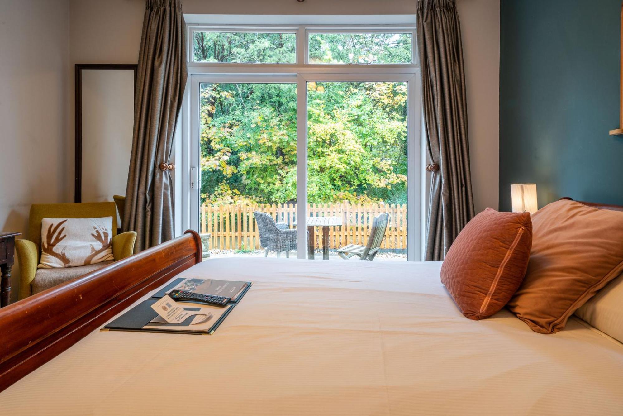 The Dundas Arms Kintbury Eksteriør bilde