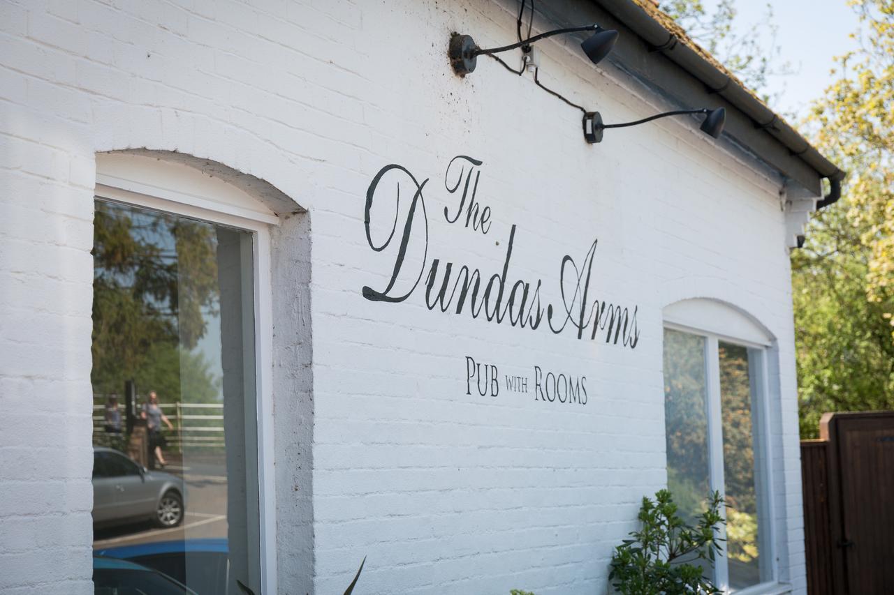 The Dundas Arms Kintbury Eksteriør bilde