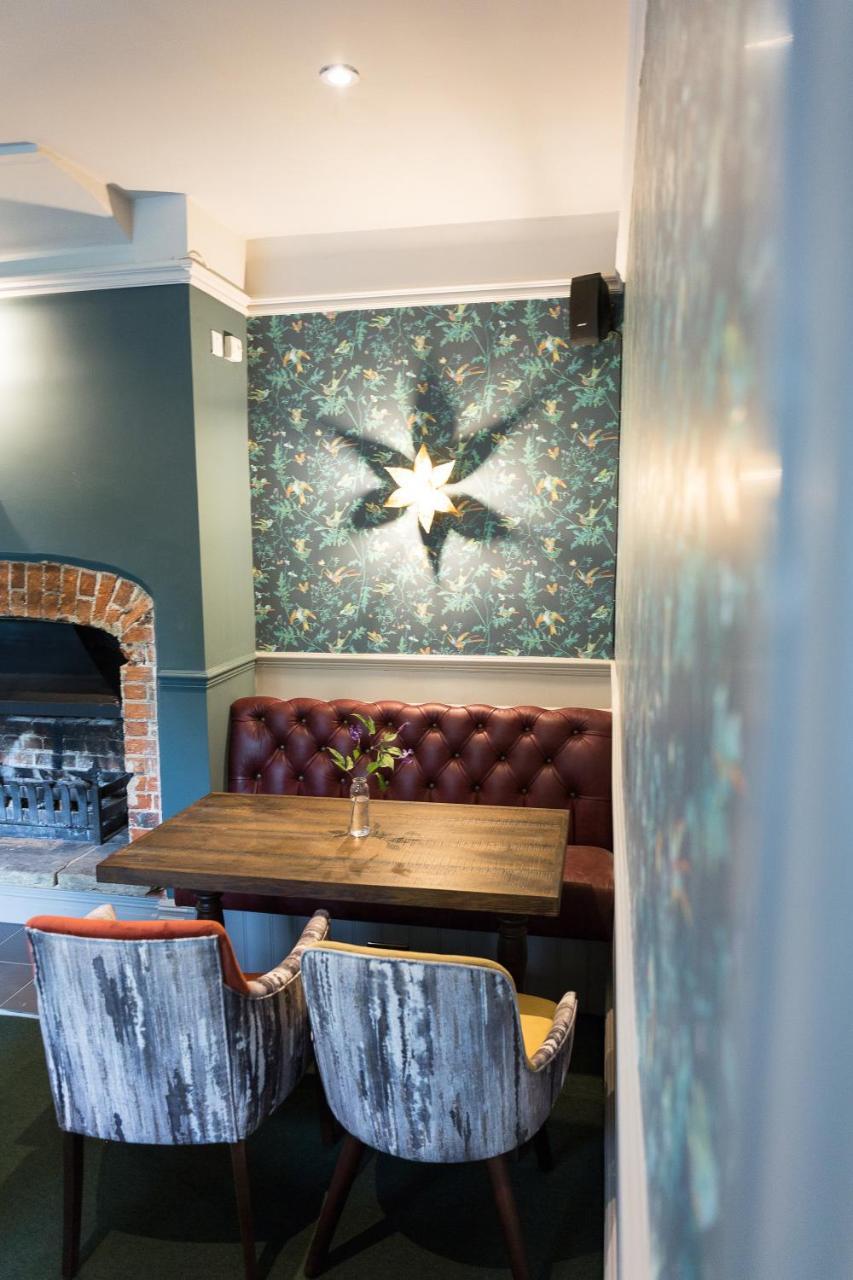 The Dundas Arms Kintbury Eksteriør bilde